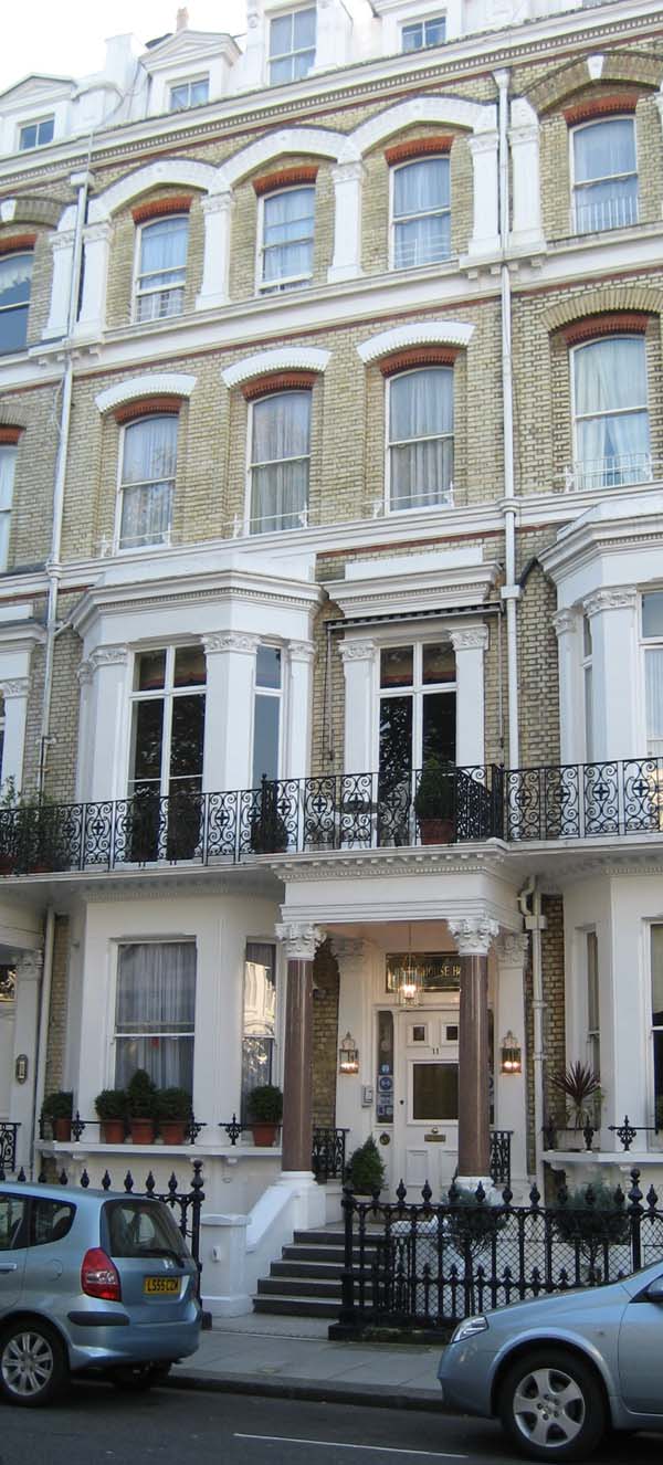 11 Vicarage Gate